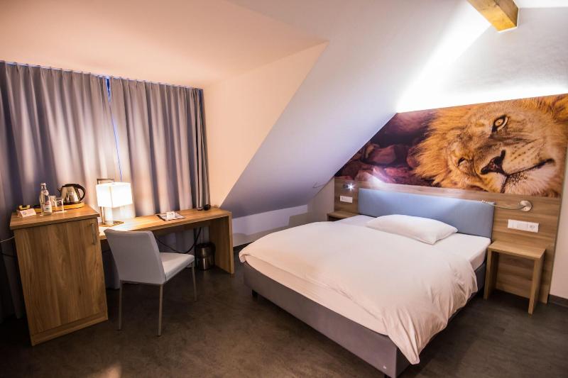 Hotel 7 Continents - Oda