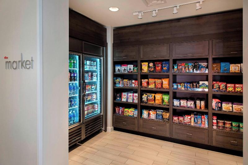Residence Inn By Marriott New York Long Island Eas - Bar