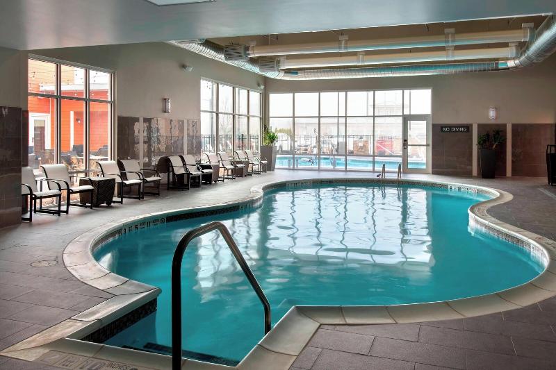 Residence Inn By Marriott New York Long Island Eas - Havuz