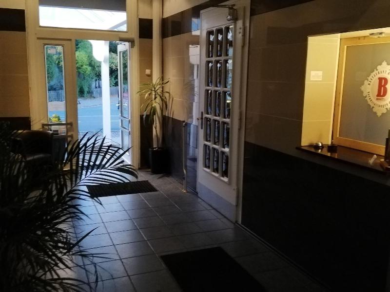 Bennett's Restaurant & Hotel - Lobi