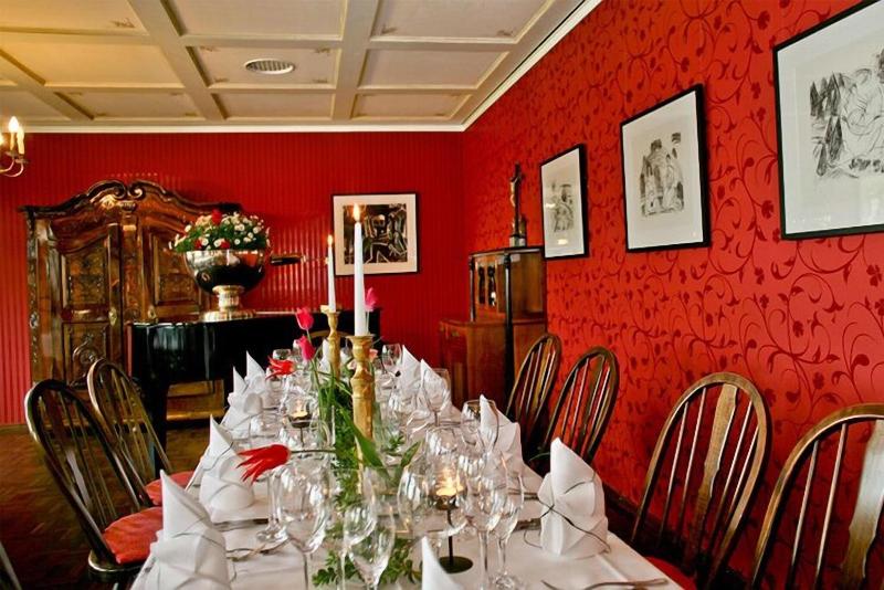 Reck's Hotel - Restaurant - Restoran