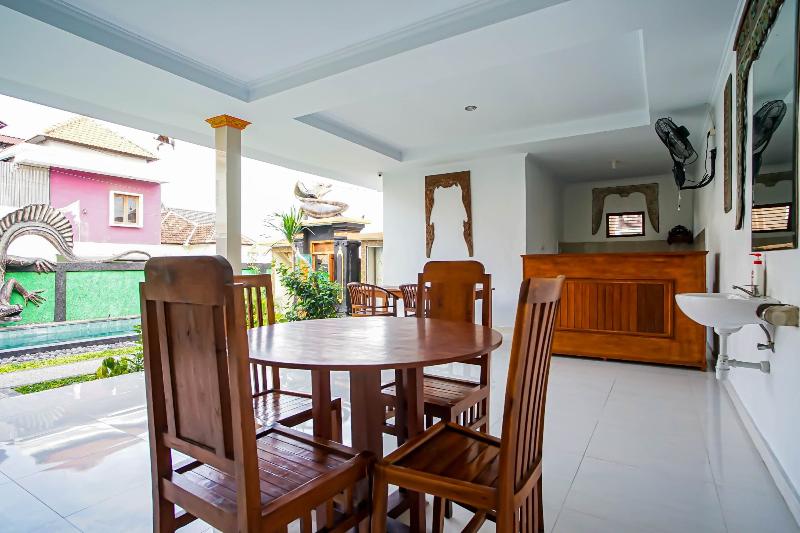 Kadek Bagus Guest House by ZUZU - Genel