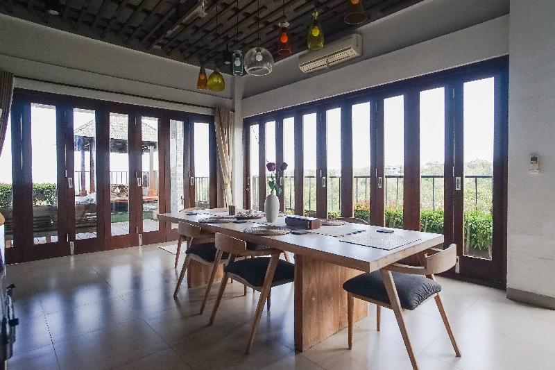 The Ocean Views Luxury Villas & Apartment by ZUZU - Lobi