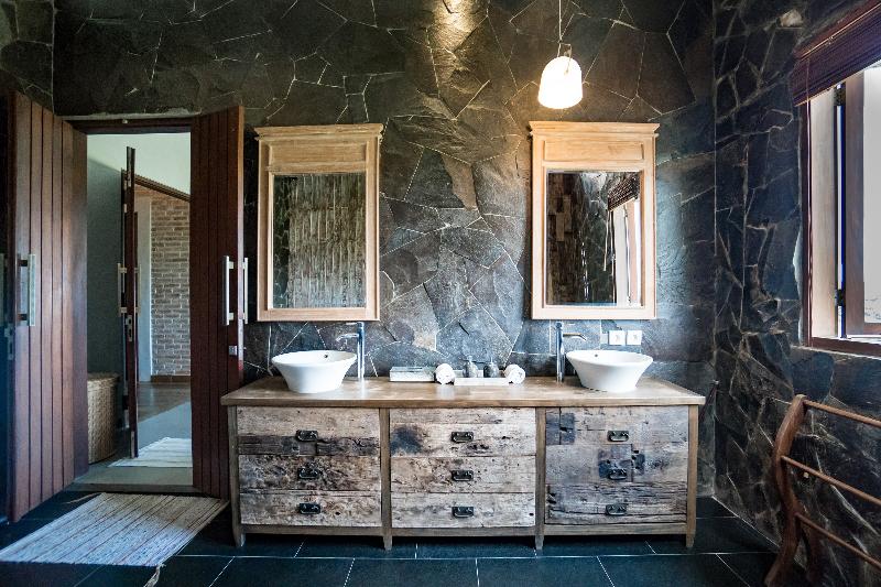 The Ocean Views Luxury Villas & Apartment by ZUZU - Oda