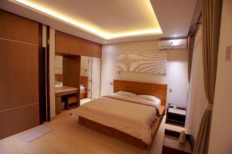 The Ocean Views Luxury Villas & Apartment by ZUZU - Oda
