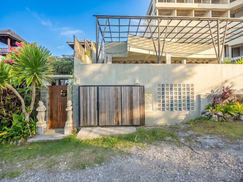 The Ocean Views Luxury Villas & Apartment by ZUZU - Oda