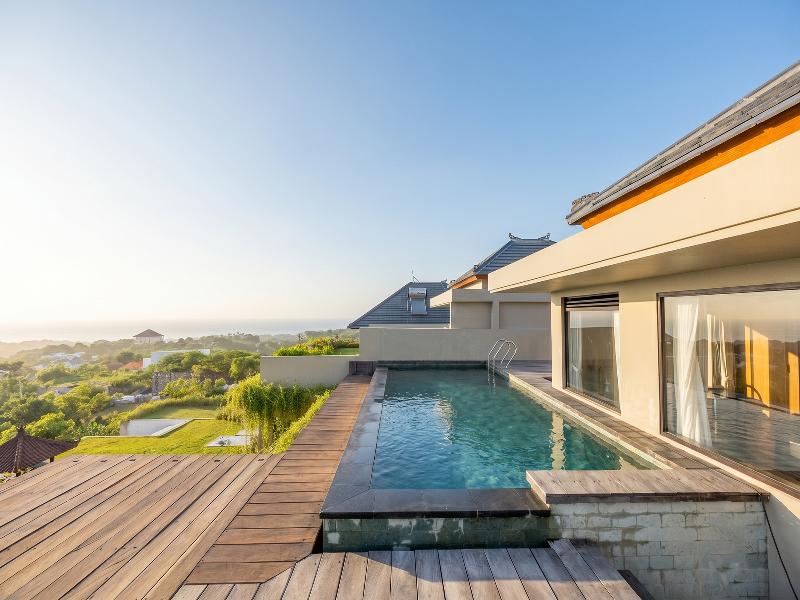 The Ocean Views Luxury Villas & Apartment by ZUZU - Oda