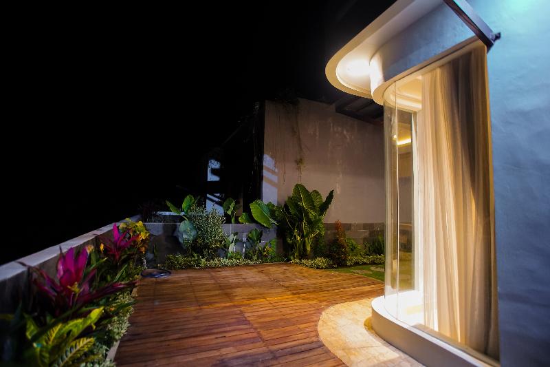 The Ocean Views Luxury Villas & Apartment by ZUZU - Oda