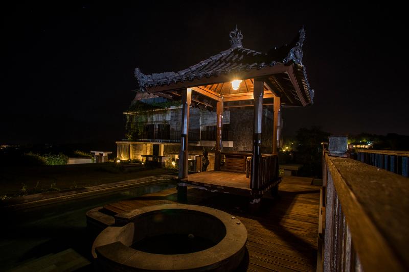 The Ocean Views Luxury Villas & Apartment by ZUZU - Oda