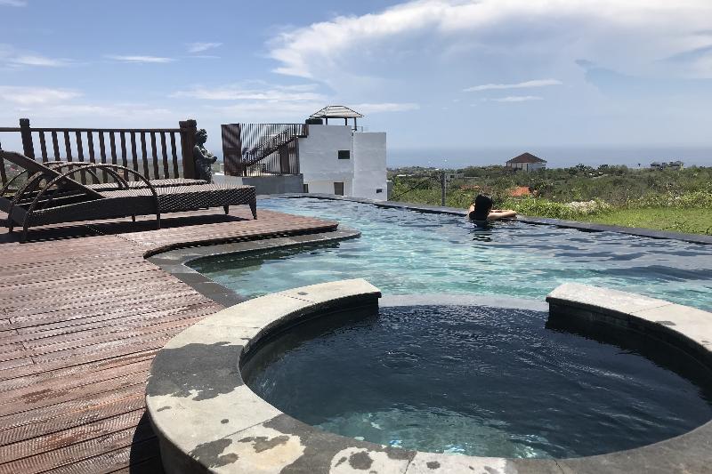 The Ocean Views Luxury Villas & Apartment by ZUZU - Oda