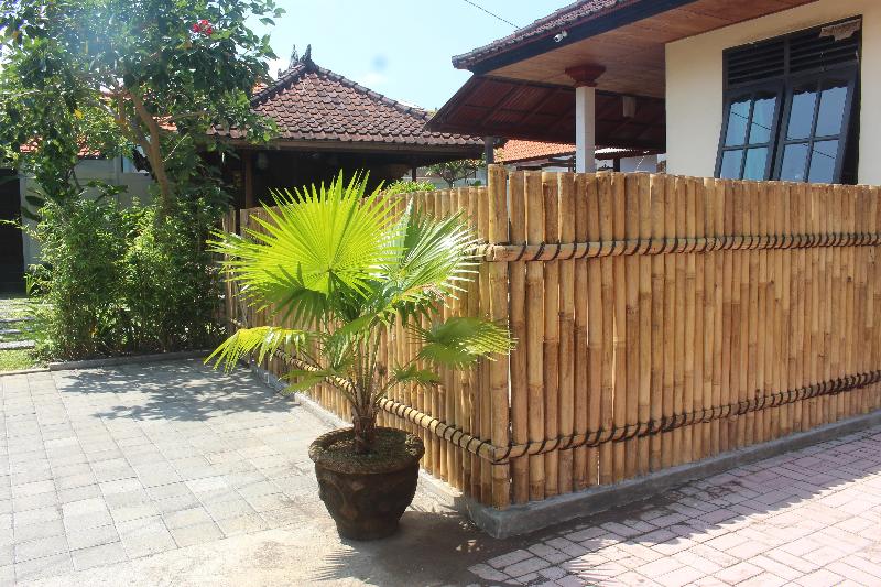 Jukung Villas Kuta by ZUZU - Genel