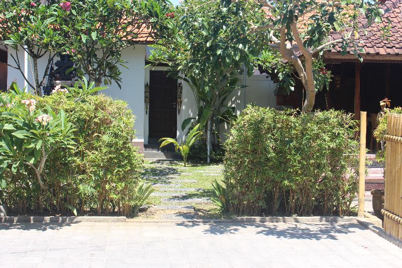 Jukung Villas Kuta by ZUZU - Genel