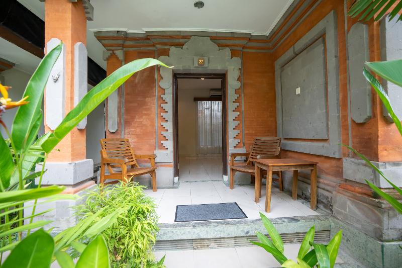 Hotel Sinar Bali Legian by ZUZU - Genel