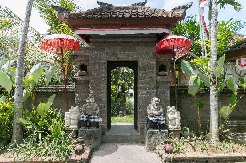 Hotel Sinar Bali Legian by ZUZU - Genel