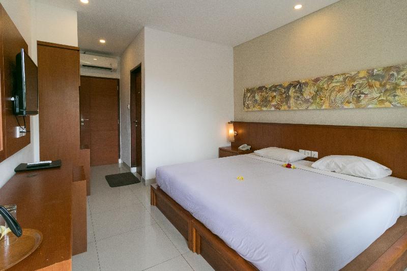 Hotel Sinar Bali Legian by ZUZU - Oda