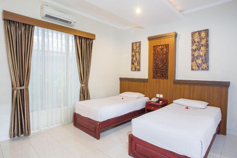 Hotel Sinar Bali Legian by ZUZU - Oda
