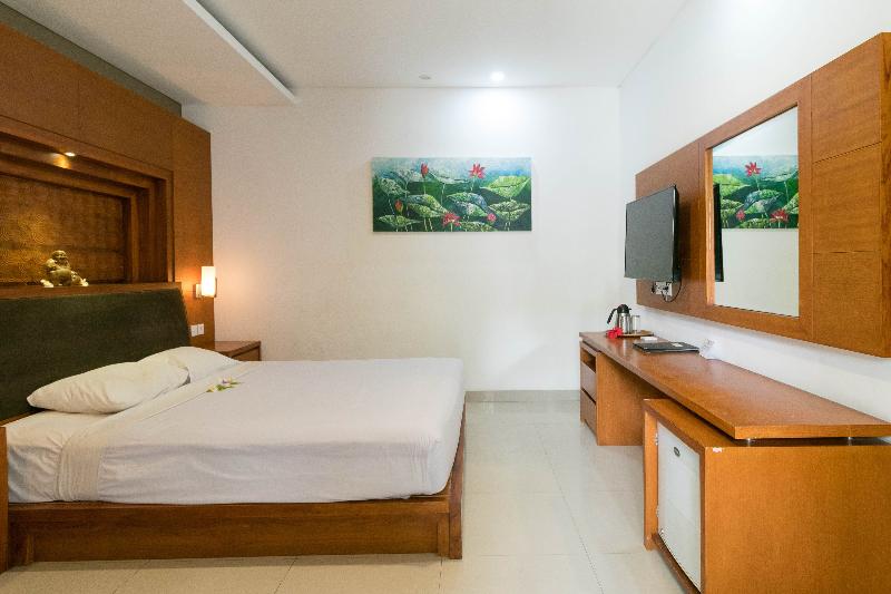 Hotel Sinar Bali Legian by ZUZU - Oda