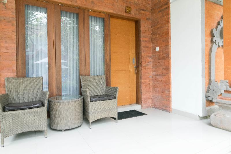 Hotel Sinar Bali Legian by ZUZU - Oda