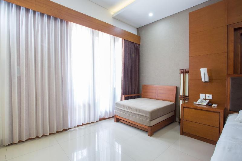 Hotel Sinar Bali Legian by ZUZU - Oda
