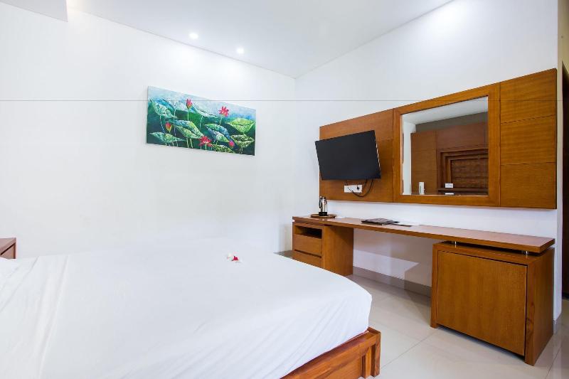 Hotel Sinar Bali Legian by ZUZU - Oda