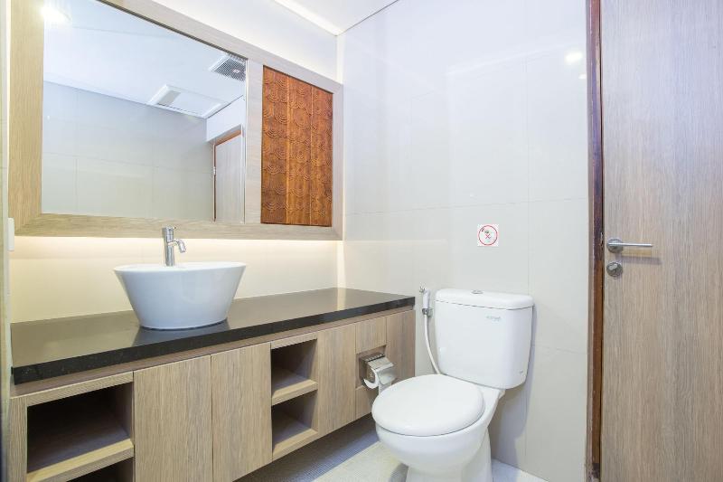 Hotel Sinar Bali Legian by ZUZU - Oda