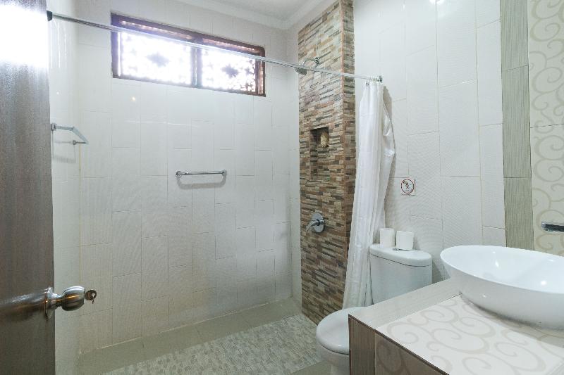 Hotel Sinar Bali Legian by ZUZU - Oda