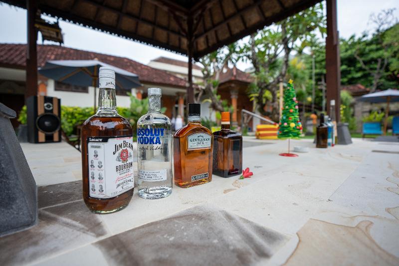 Hotel Sinar Bali Legian by ZUZU - Havuz
