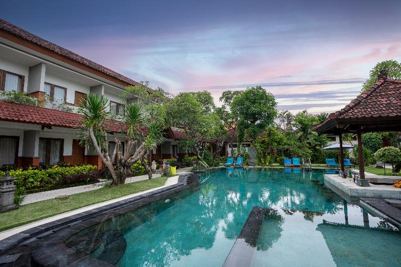 Hotel Sinar Bali Legian by ZUZU - Havuz