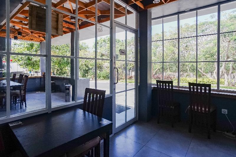 Rantun's Place Nusa Dua by ZUZU - Restoran