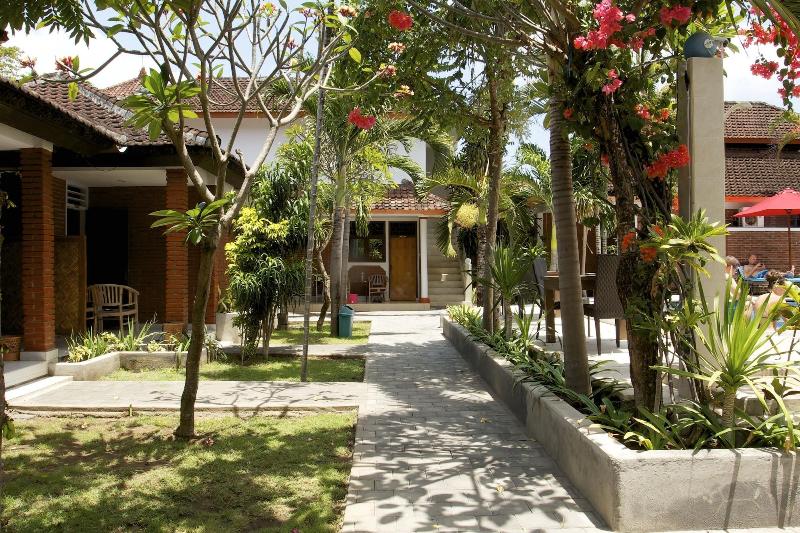 Ayu Lili Garden Hotel by ZUZU - Genel