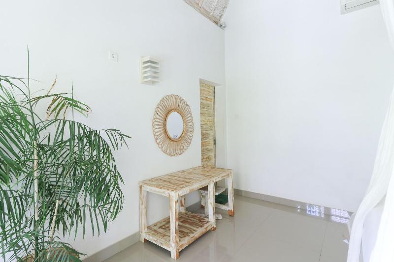 Angels Bungalow by ZUZU - Lobi