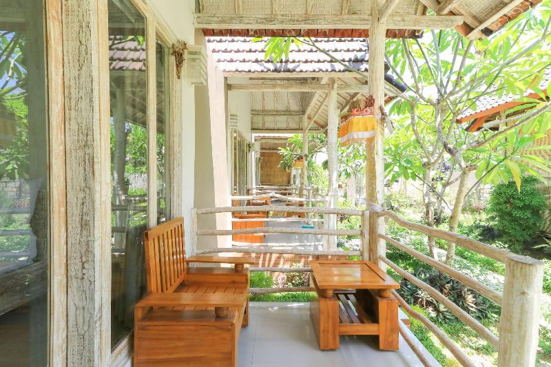 Angels Bungalow by ZUZU - Teras