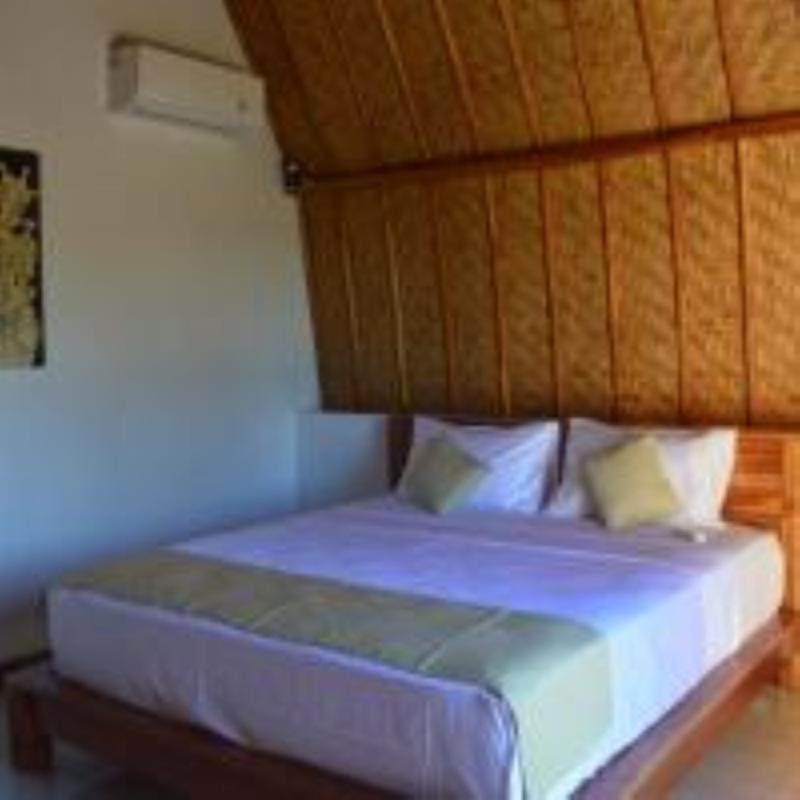 Penida Sunset Ocean View Bungalows by ZUZU - Oda