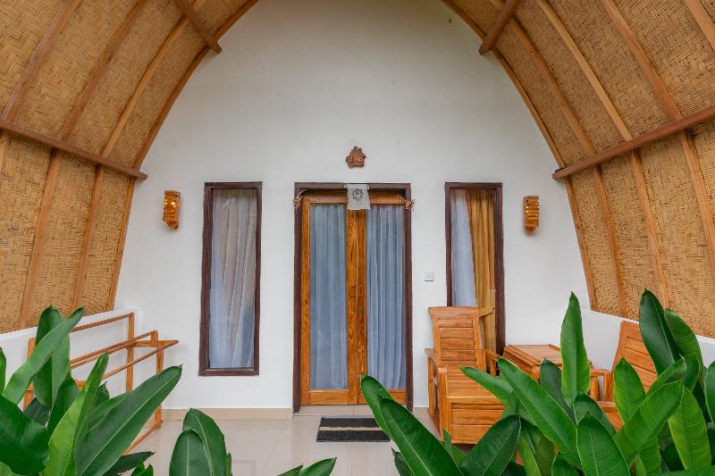 Penida Sunset Ocean View Bungalows by ZUZU - Oda