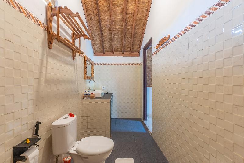 Penida Sunset Ocean View Bungalows by ZUZU - Oda