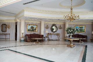 X Life Hotel +15
