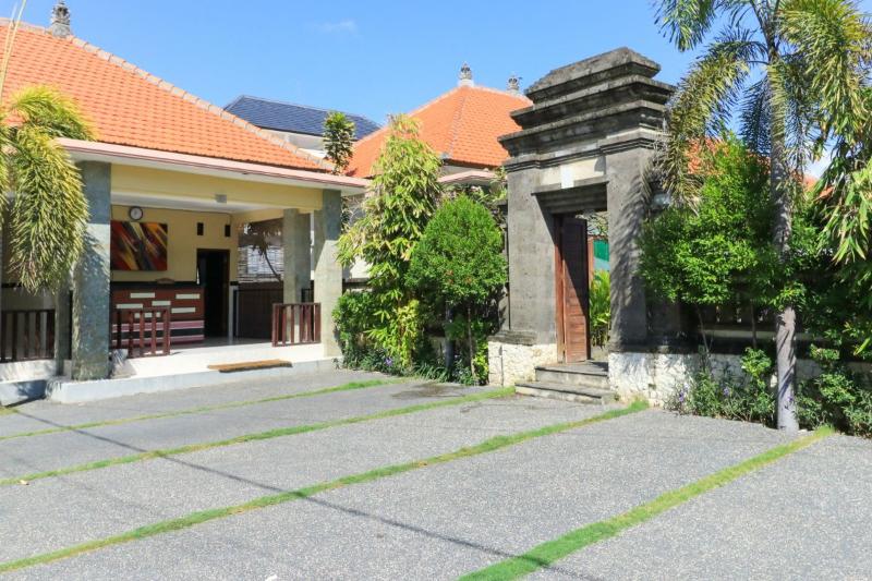Taman Damai Bungalow by ZUZU - Genel