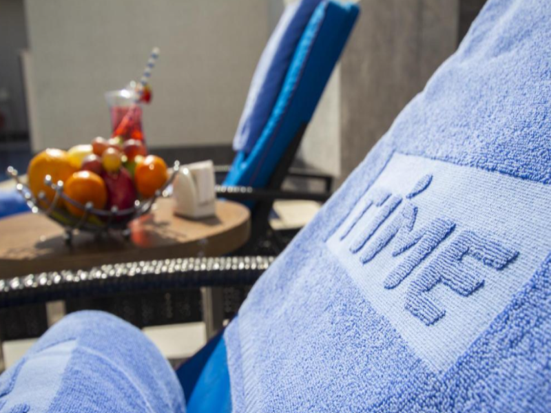 TIME Onyx Hotel Apartments - Havuz