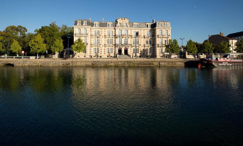 Les Jardins Du Mess - Genel
