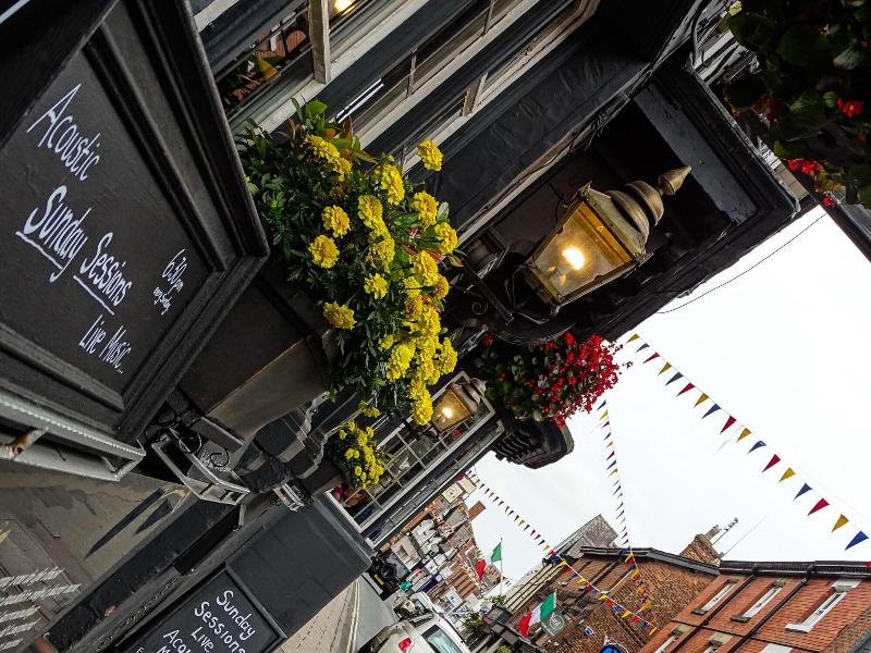 Rose & Crown Inn - Genel