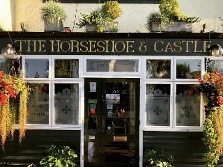 The Horseshoe And Castle fotoÄŸrafÄ±