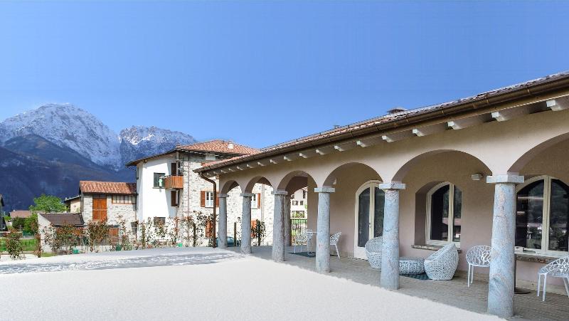 Bianco Hotel - Genel