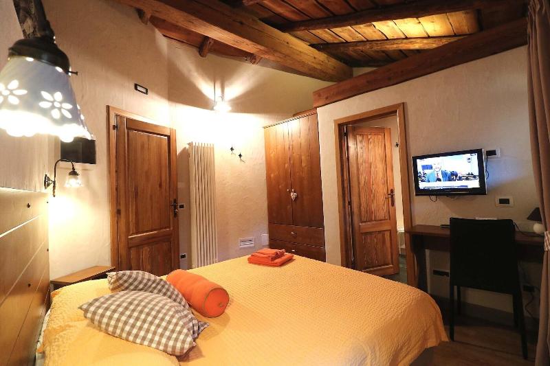 Ostello Del Castello Tirano - Oda