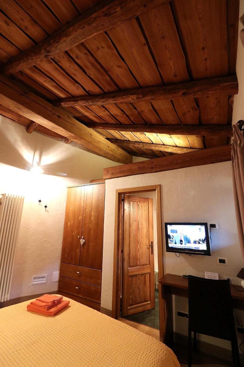 Ostello Del Castello Tirano - Oda