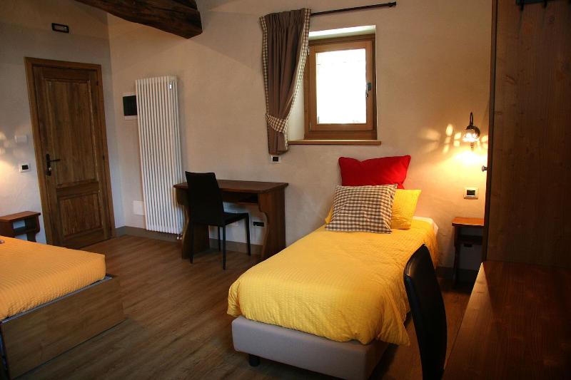 Ostello Del Castello Tirano - Oda