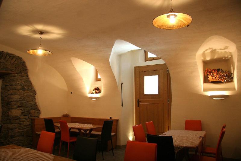 Ostello Del Castello Tirano - Restoran