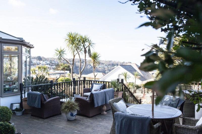Headland House Luxury B&B - Teras