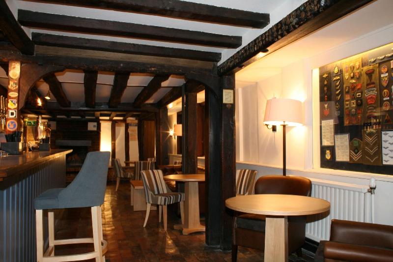 The Swan at Lavenham Hotel & Spa - Bar