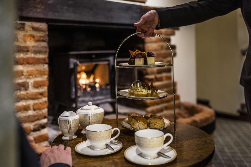 The Swan at Lavenham Hotel & Spa - Bar