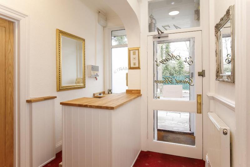 St Mary's Guest House - Lobi